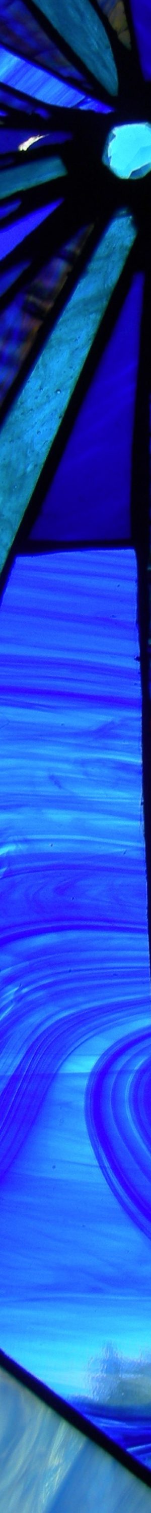 light-window-glass-ceiling-line-reflectionv2 light-window-glass-ceiling-line-reflectionv2